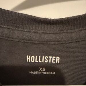 Hollister Charcoal Tee XS
